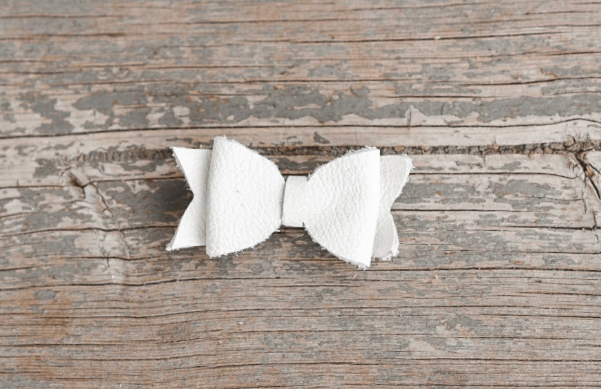 Small Leather Hair Bow